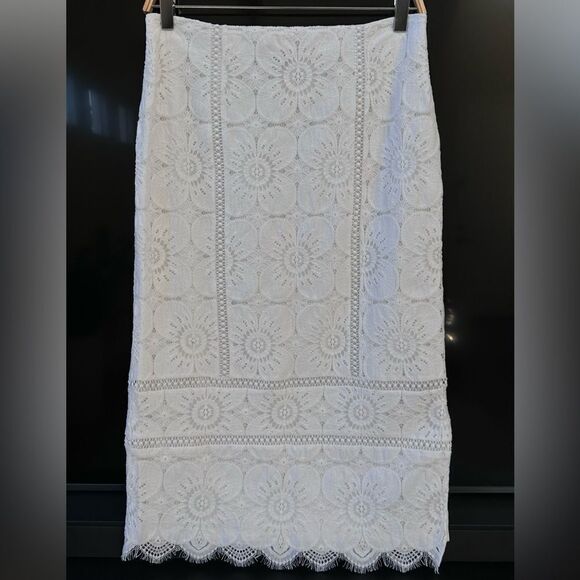 Banana Republic White Lace Midi Skirt With Side Slit - Picture 3 of 11